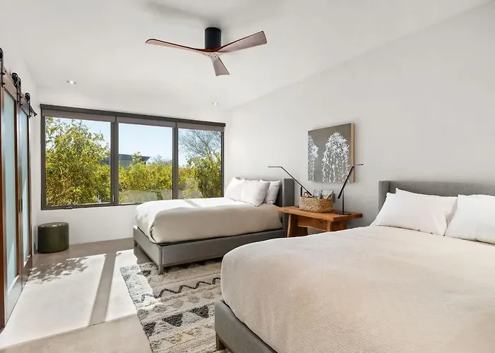 Holiday home Paradise Canyon-pool&spa-mountain Views-estate 2 Fort McDowell