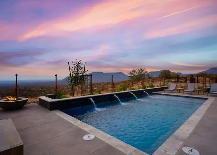 Holiday home Paradise Canyon-pool&spa-mountain Views-estate 2